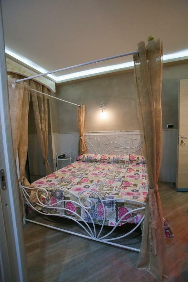 Pensione Enea Naples Luaran gambar