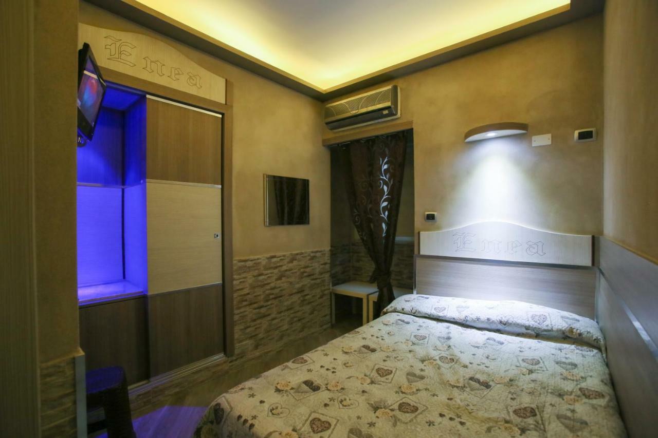Pensione Enea Naples Luaran gambar
