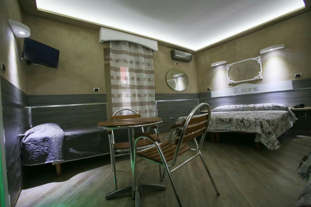 Pensione Enea Naples Luaran gambar